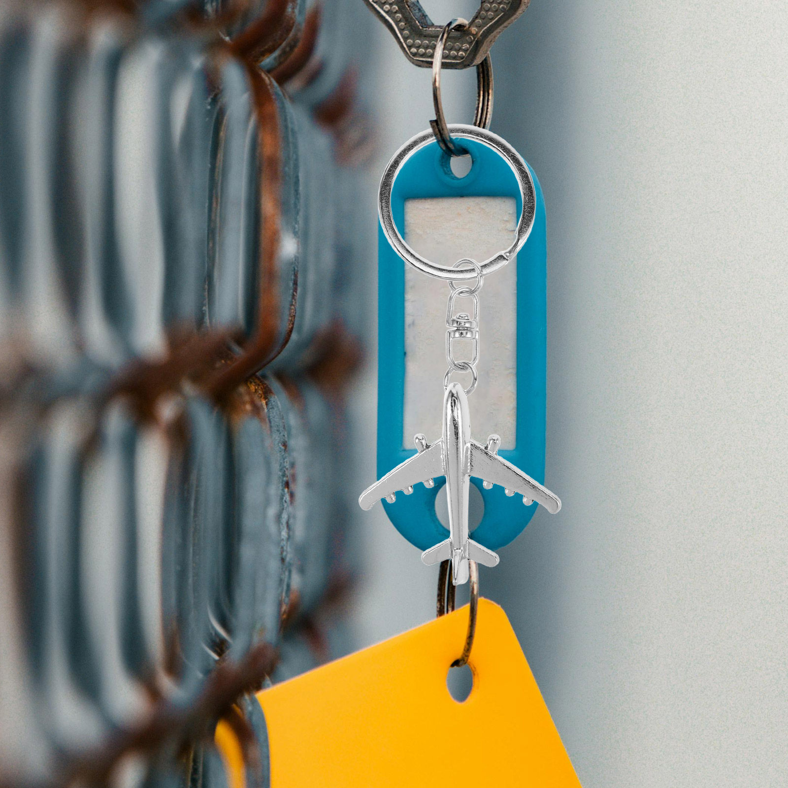 2Pcs Airplane Keychain Creativ - Travel Accessories Present review and price