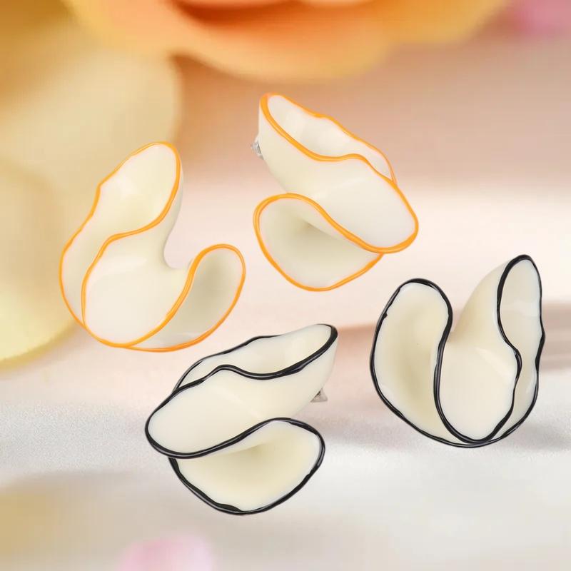Women's Geometric Conch Stud E - Travel Accessories For Europe review and price
