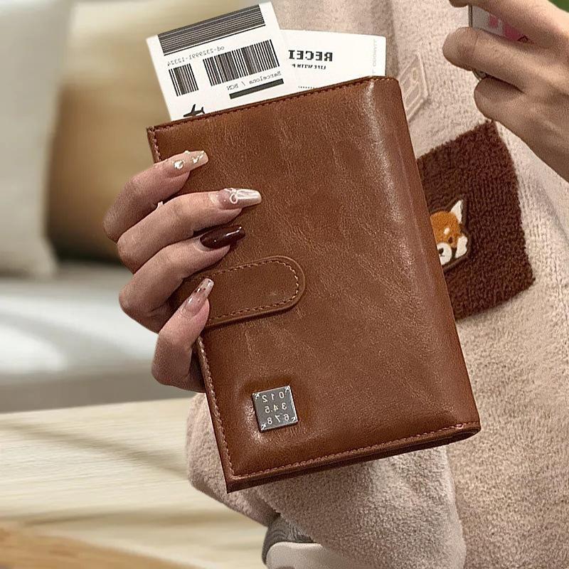 Travel Passport Wallet Women M - Qantas Travel Accessories review and price