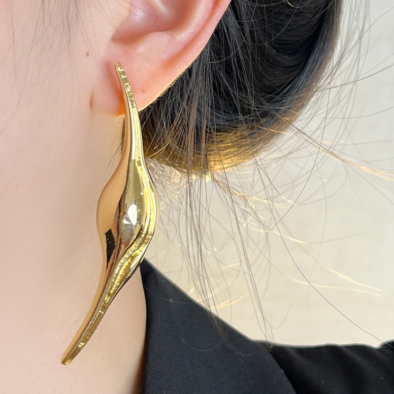 Minimalist Metal Slender Curve - Travel Accessories For Europe review and price